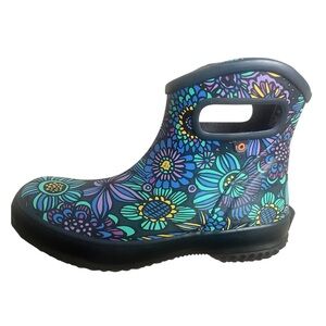 BOGS Bloom Women’s Waterproof Rain Boots – Floral Print – Size 6
